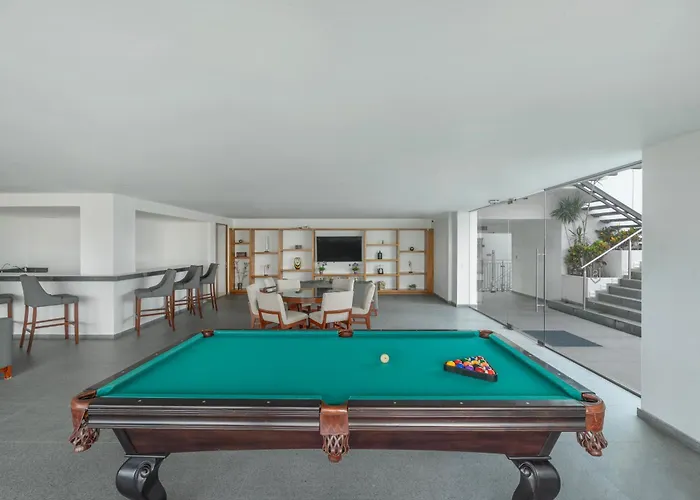 Condesa Oasis With Sky Pool, Ping Pong, Gym, Steam & Two Private Terraces Mexico City