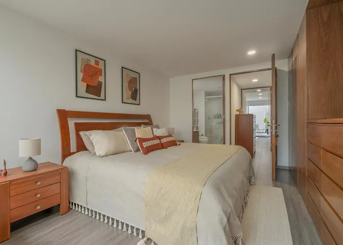 Condesa Oasis With Sky Pool, Ping Pong, Gym, Steam & Two Private Terraces