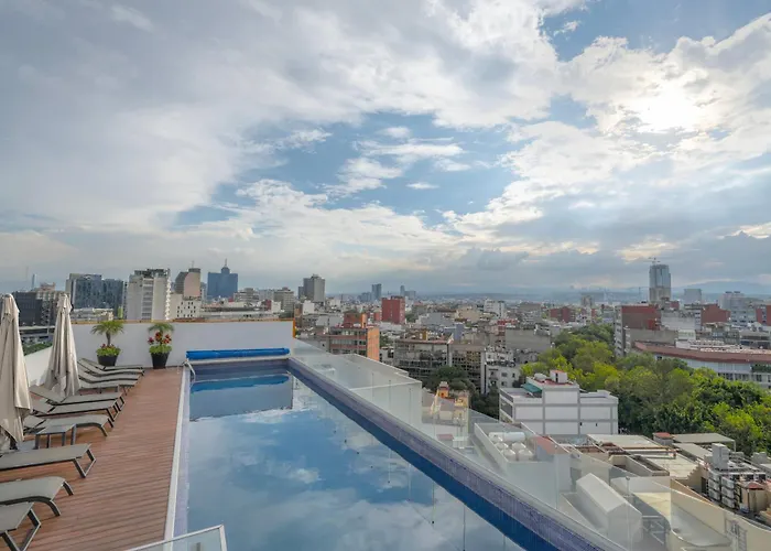 Condesa Oasis With Sky Pool, Ping Pong, Gym, Steam & Two Private Terraces