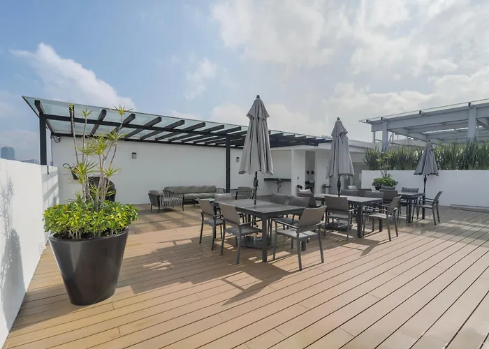Apartment Condesa Oasis With Sky Pool, Ping Pong, Gym, Steam & Two Private Terraces