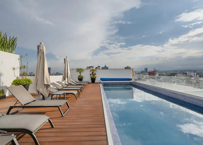 Apartment Condesa Oasis With Sky Pool, Ping Pong, Gym, Steam & Two Private Terraces